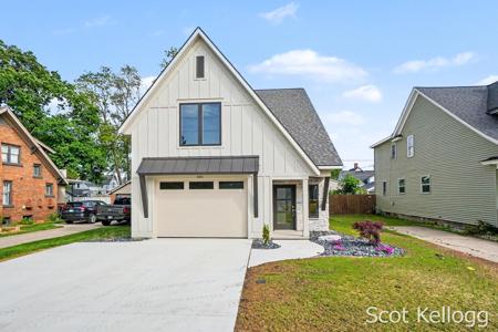 581 S Shore Drive