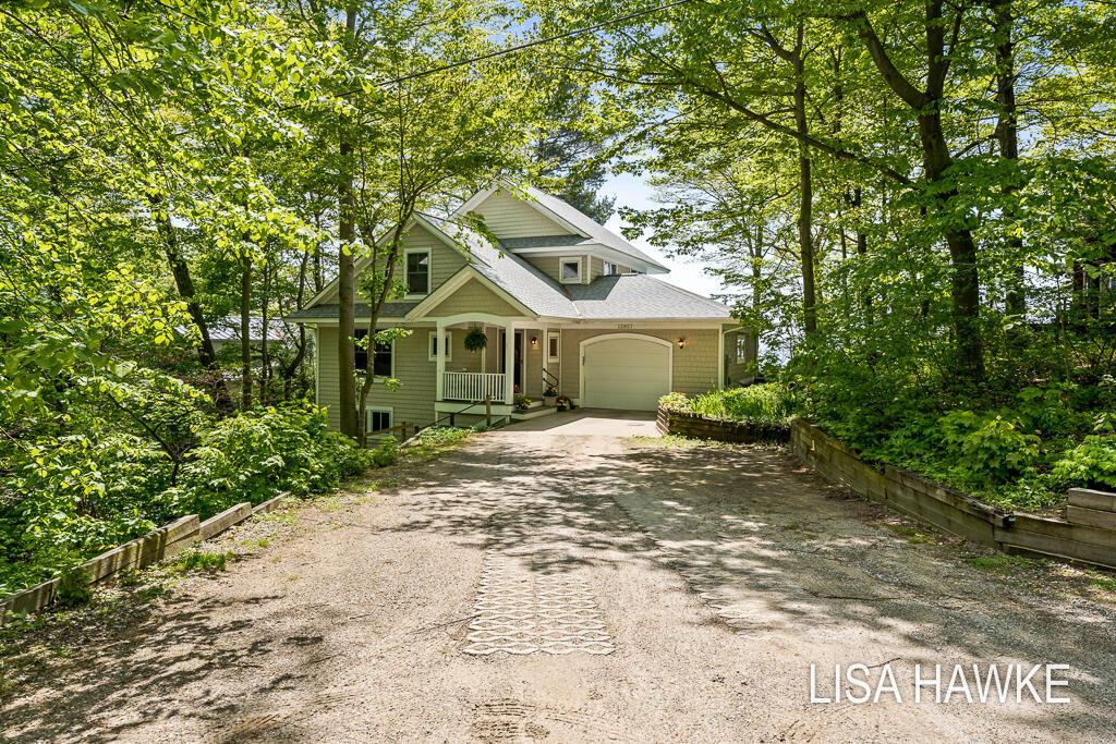 Image 4: 12857WildernessTrail-20LoRes
