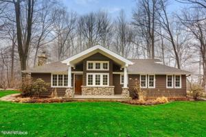 6657 W Lake Lane