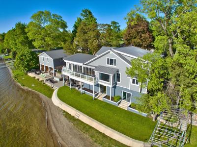 700 Lake Drive