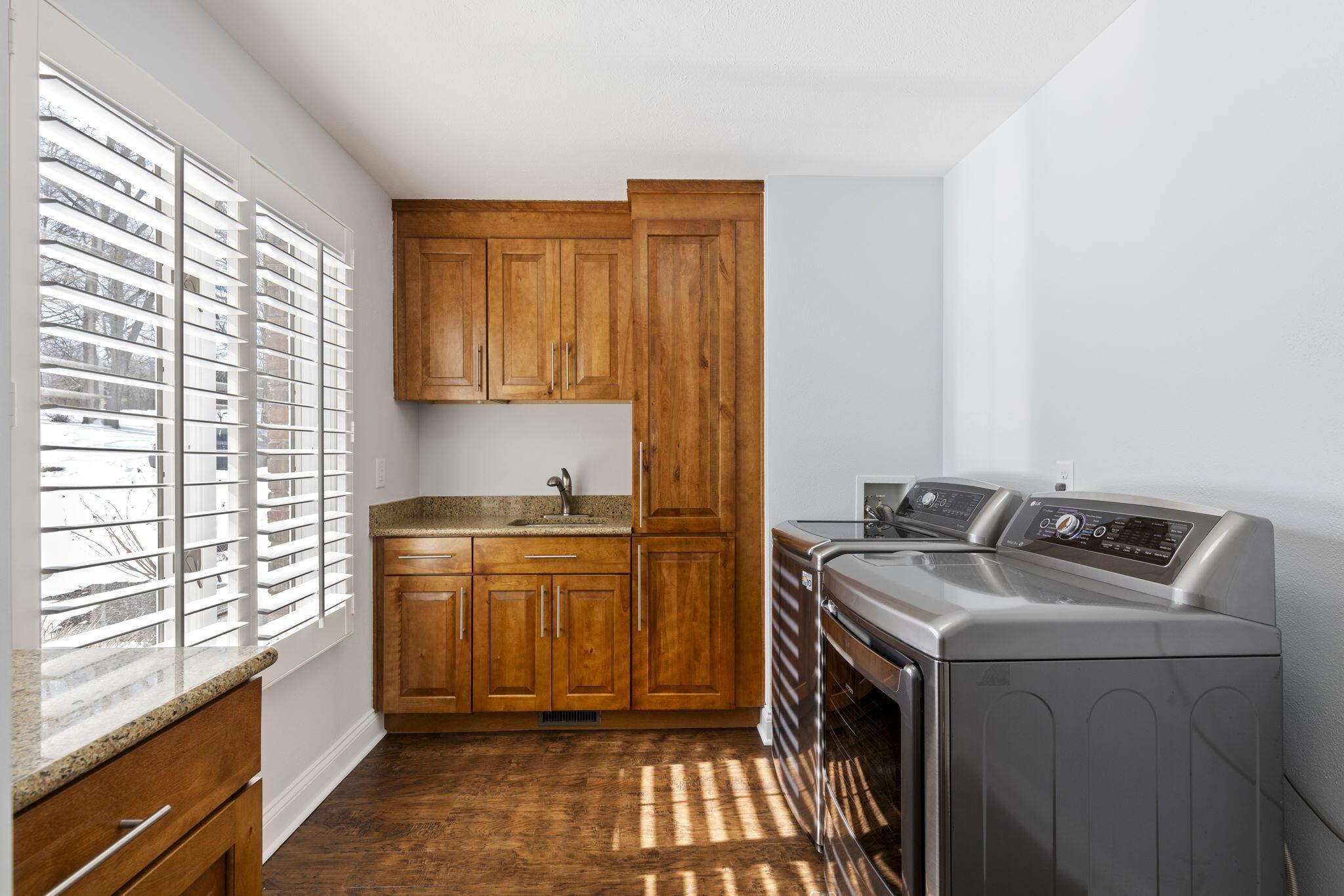 Image 4: 8-web-or-mls-986A7961