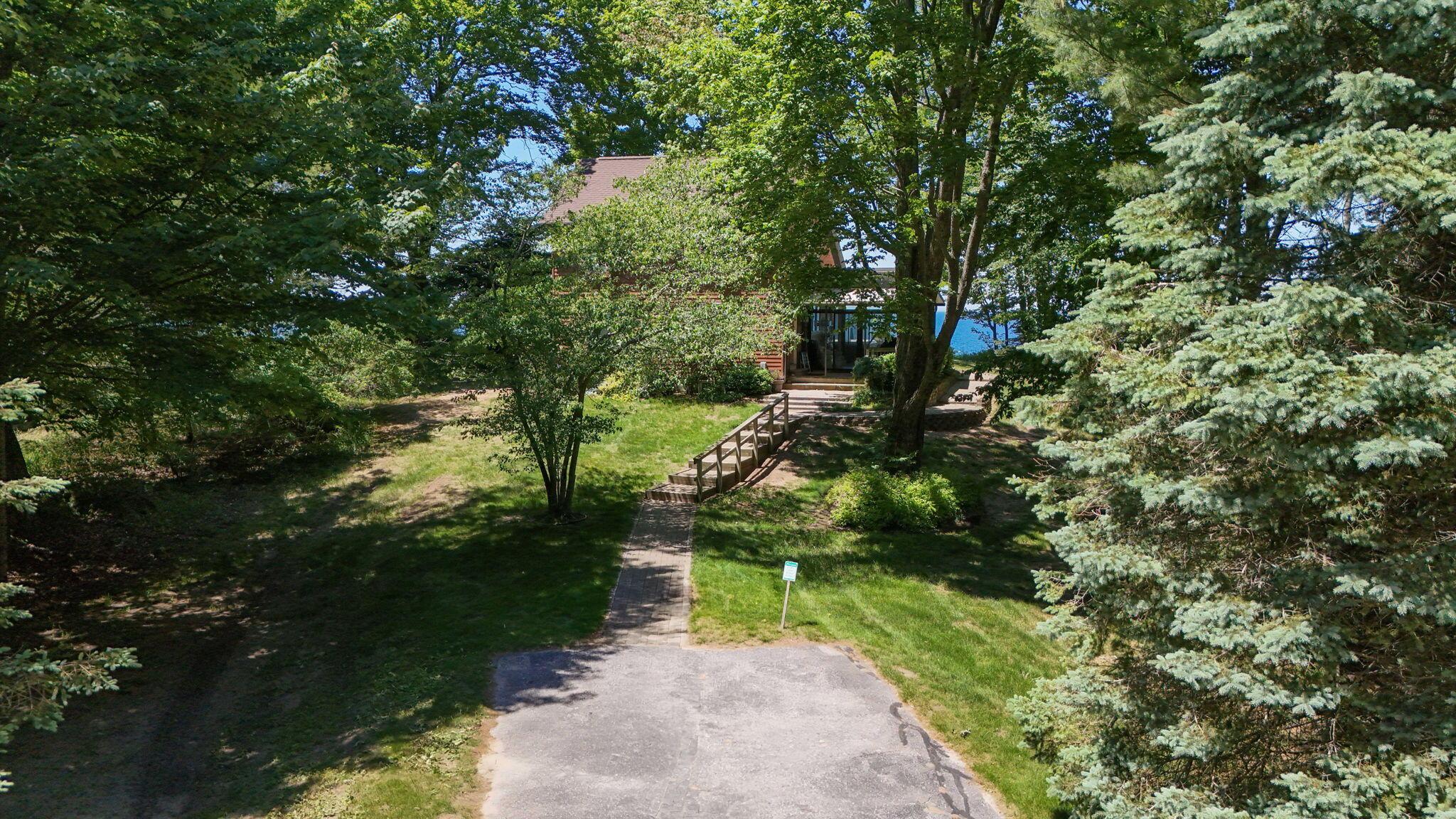 Image 2: 1-web-or-mls-DJI_20260627140658_0701_D