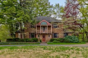 1082 S Shore Drive
