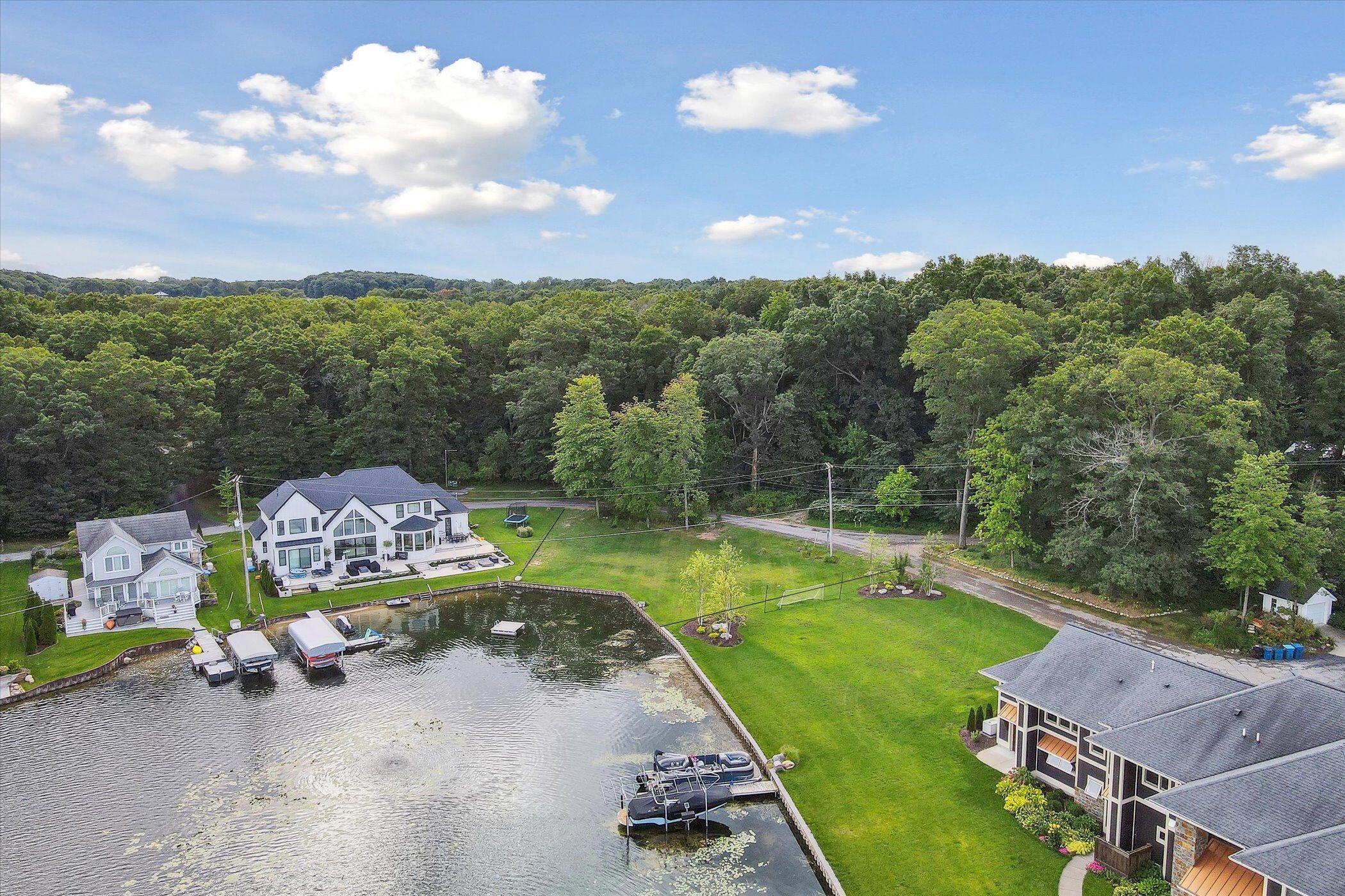 Image 4: Eagle Lake