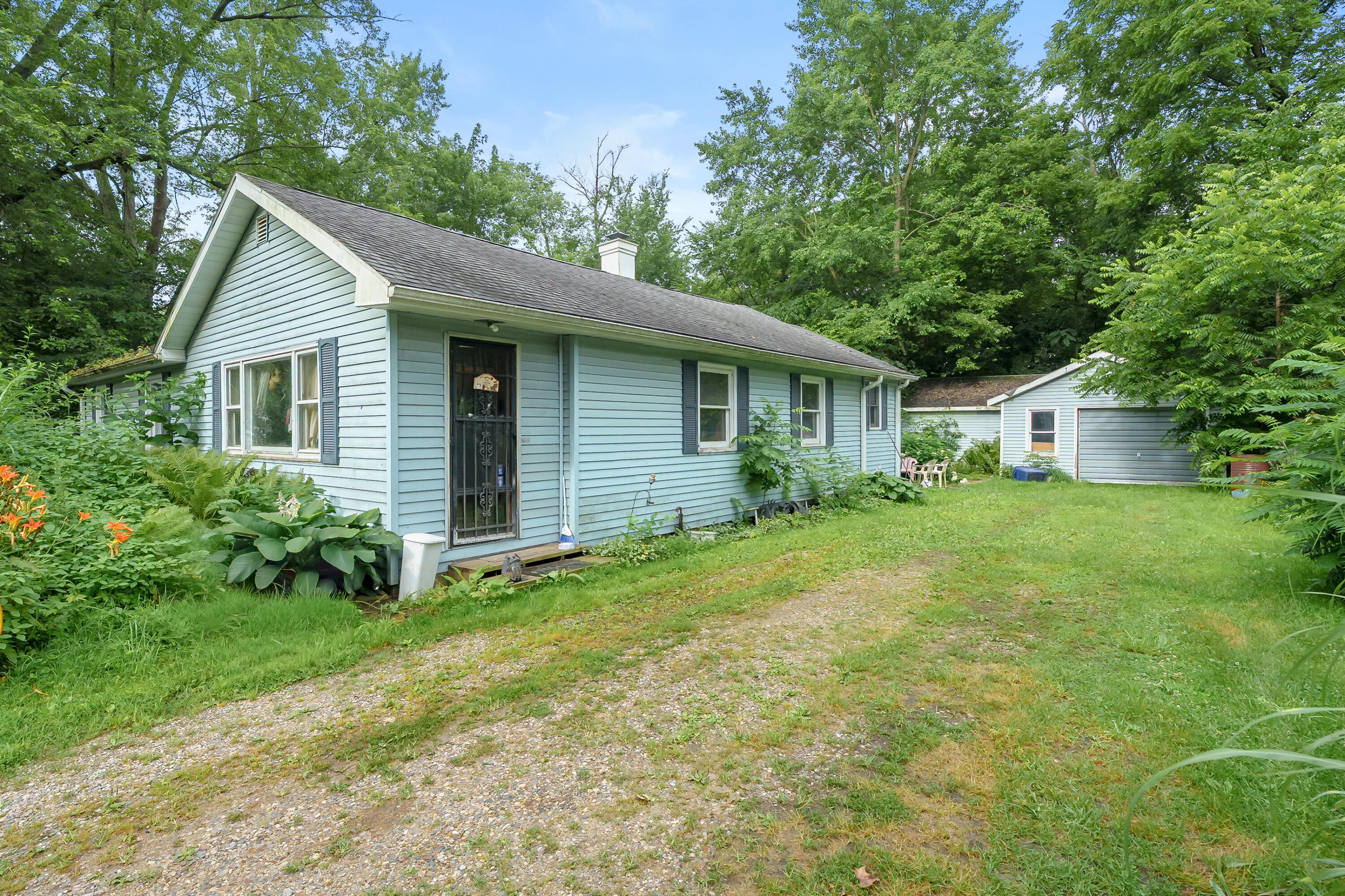 Image 1: Homer St 174 Kalamazoo 49048-1