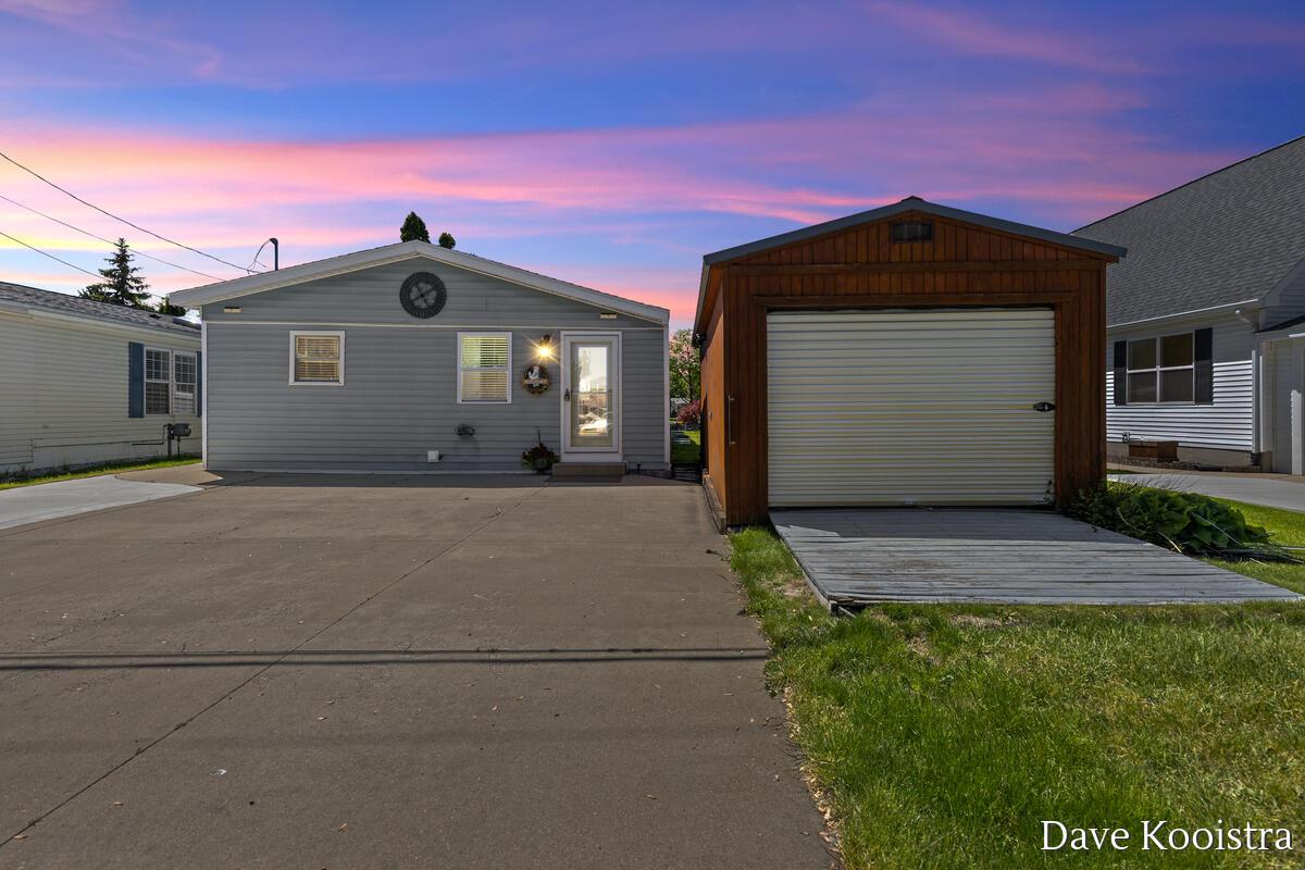 Image 3: 4356-Lynden_301