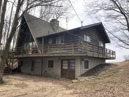 4712 Fox Farm Road