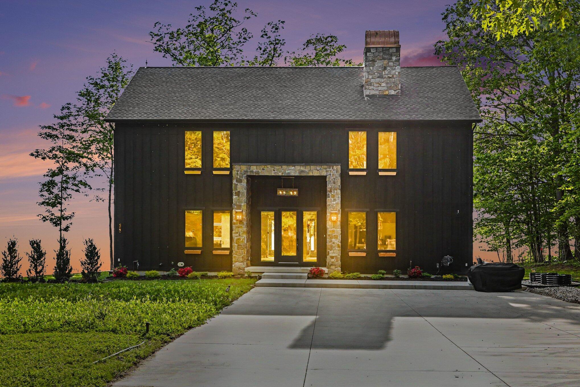 Image 3: Front of Home