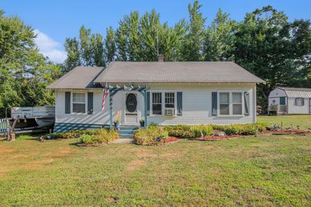 8663 Little Paw Paw Avenue