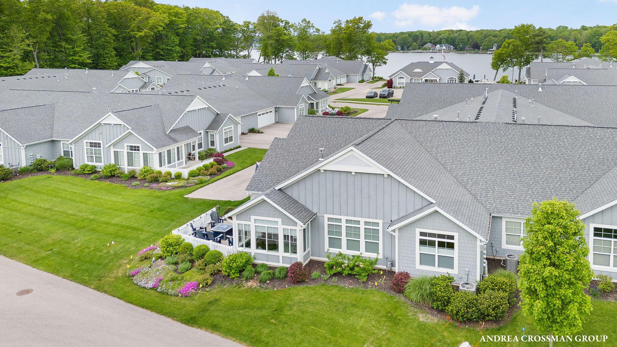 Image 2: 10-web-or-mls-225-janes-view-dr