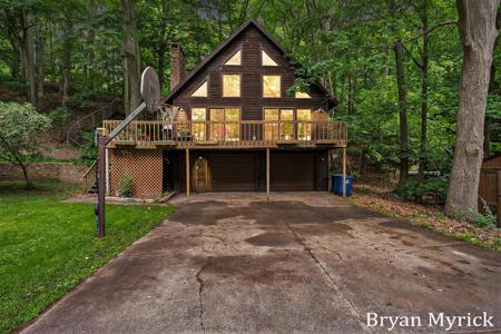 2431 Eagle Drive