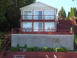 7103 N Maple Drive