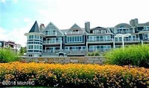 4 W Oselka Drive