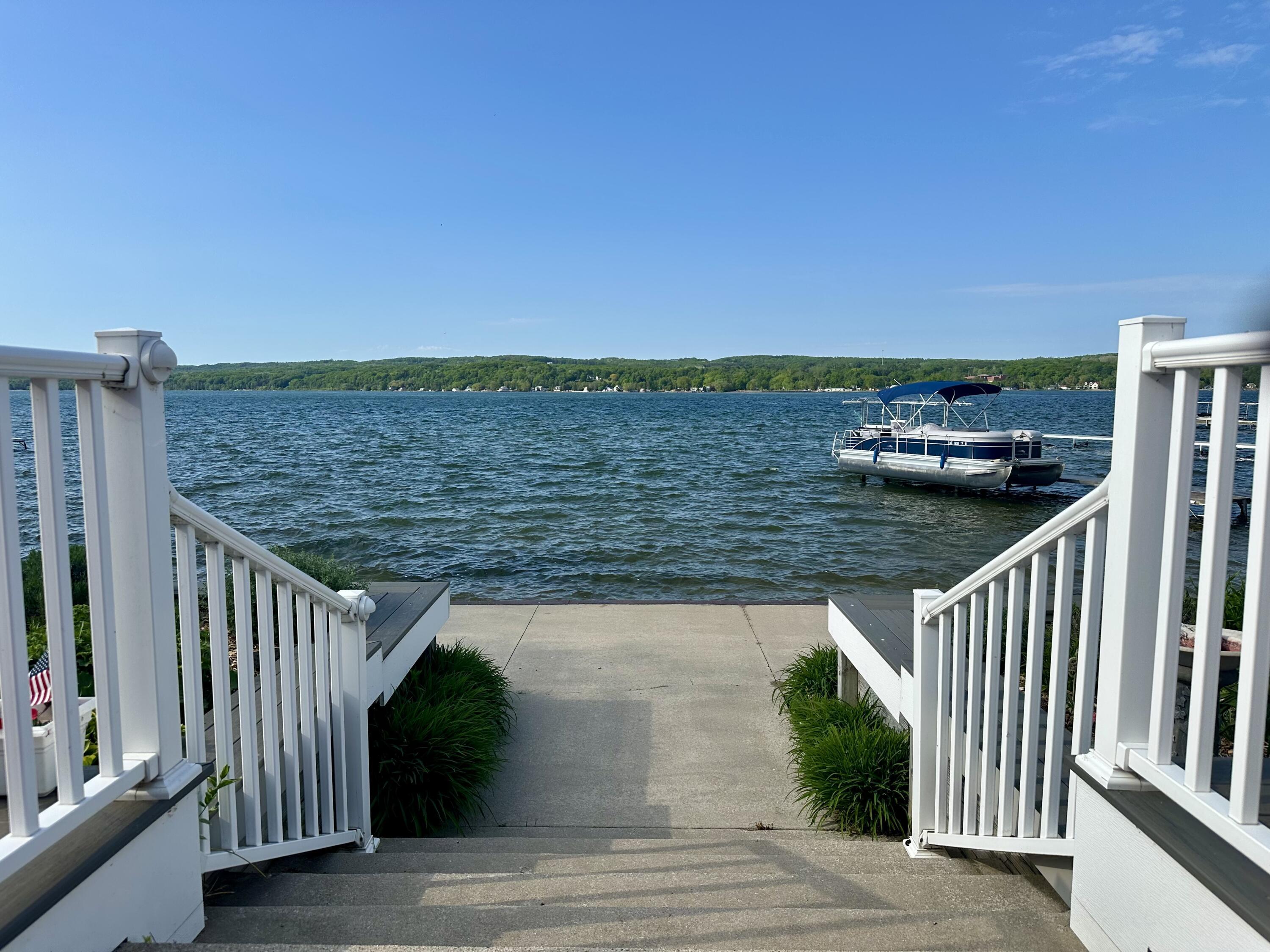 Image 3: Portage Lake out your door!