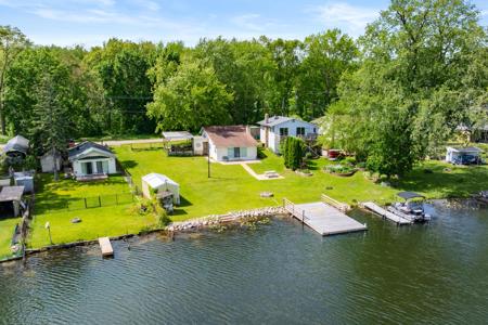 92415 Gravel Lake Drive