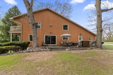 70328 Lakeview Drive