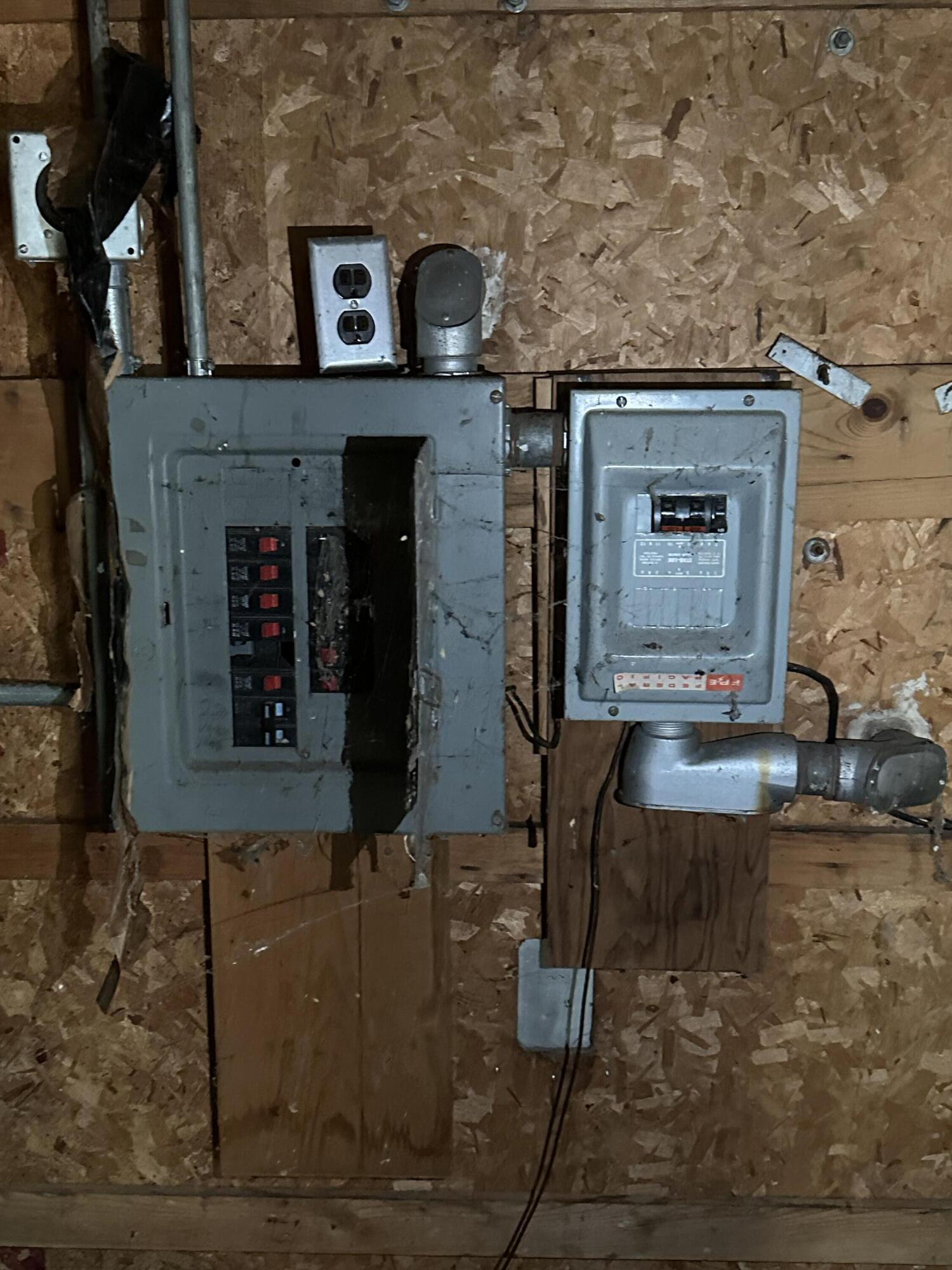 Image 4: Electric already in place