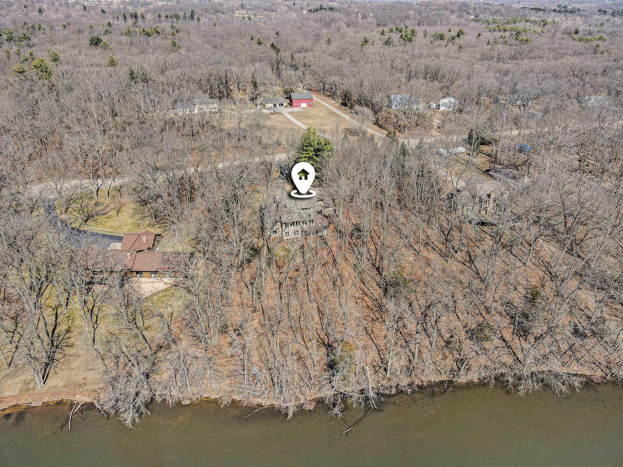 Image 1: Lot 3 Next to home on left