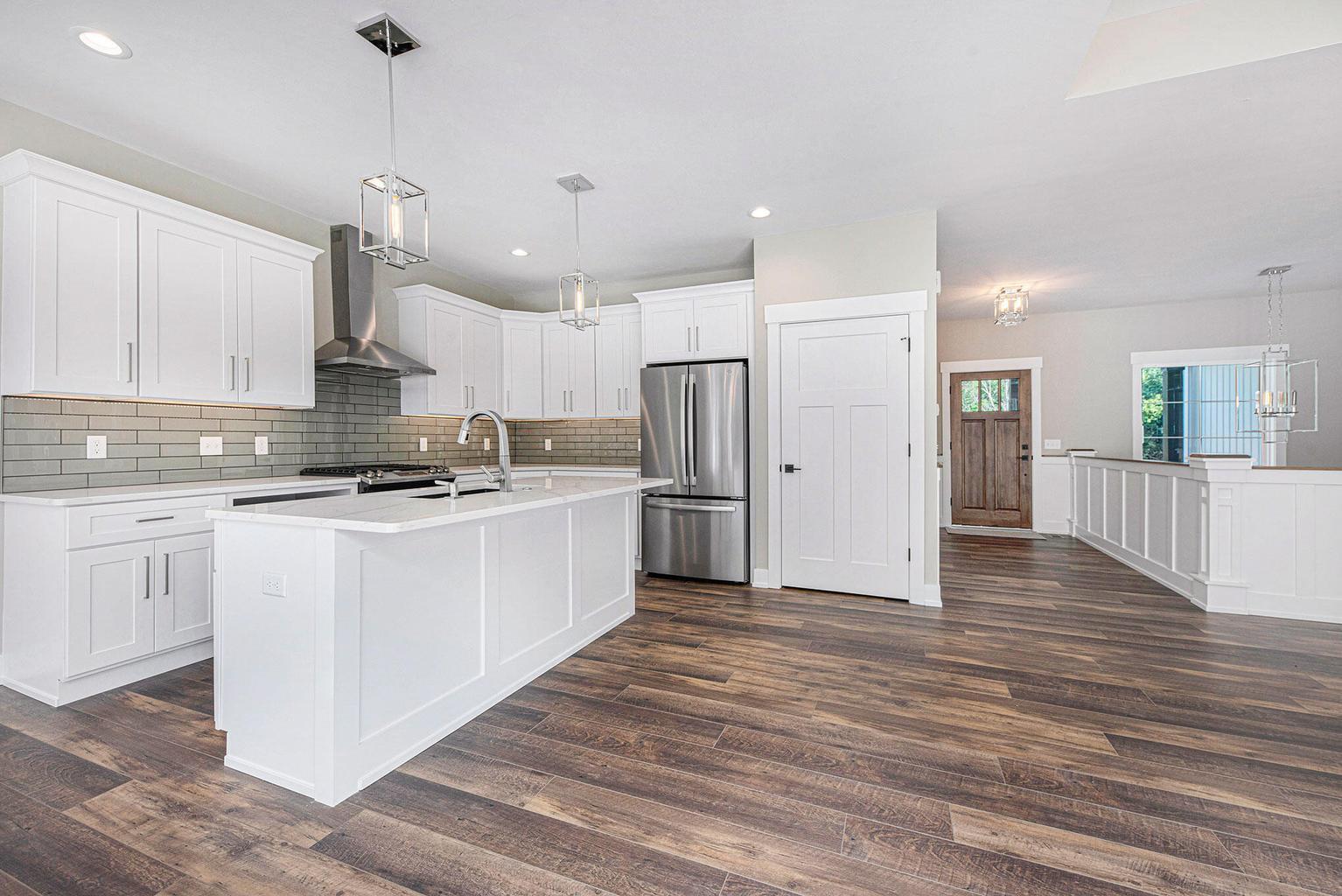 Image 3: Kitchen Area