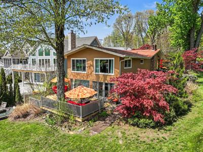 50575 W Lakeshore Drive
