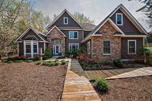 5668 Lily Lane