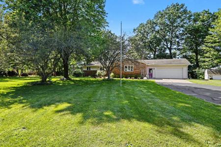 10492 Range Line Road