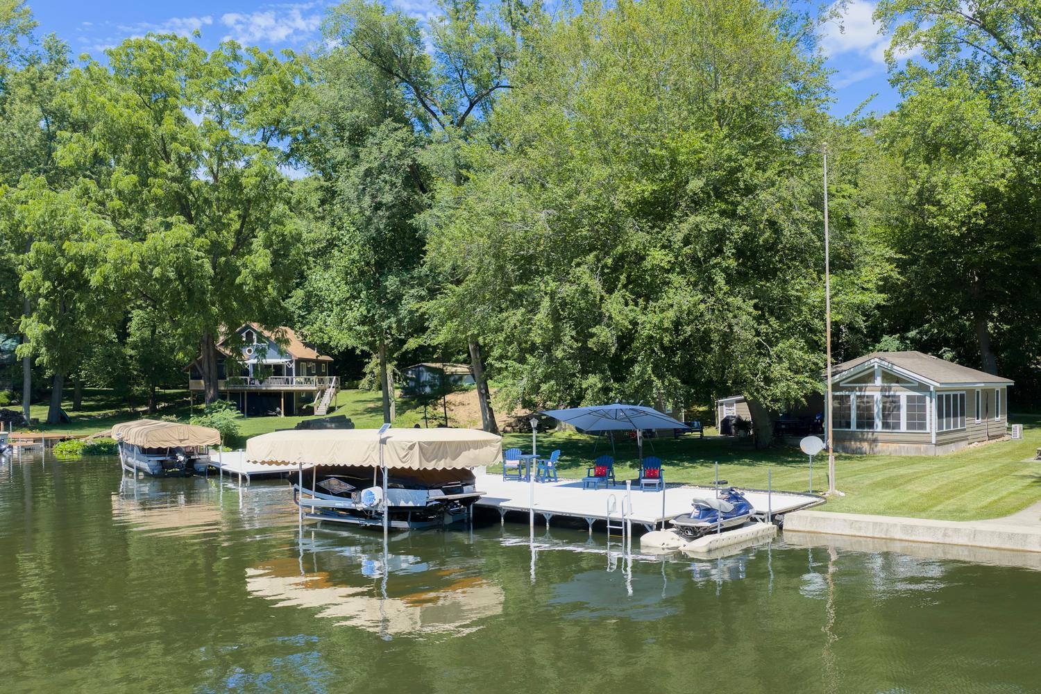 Image 3: 61626 Lagoon Dr Cassopolis MI-large-003-
