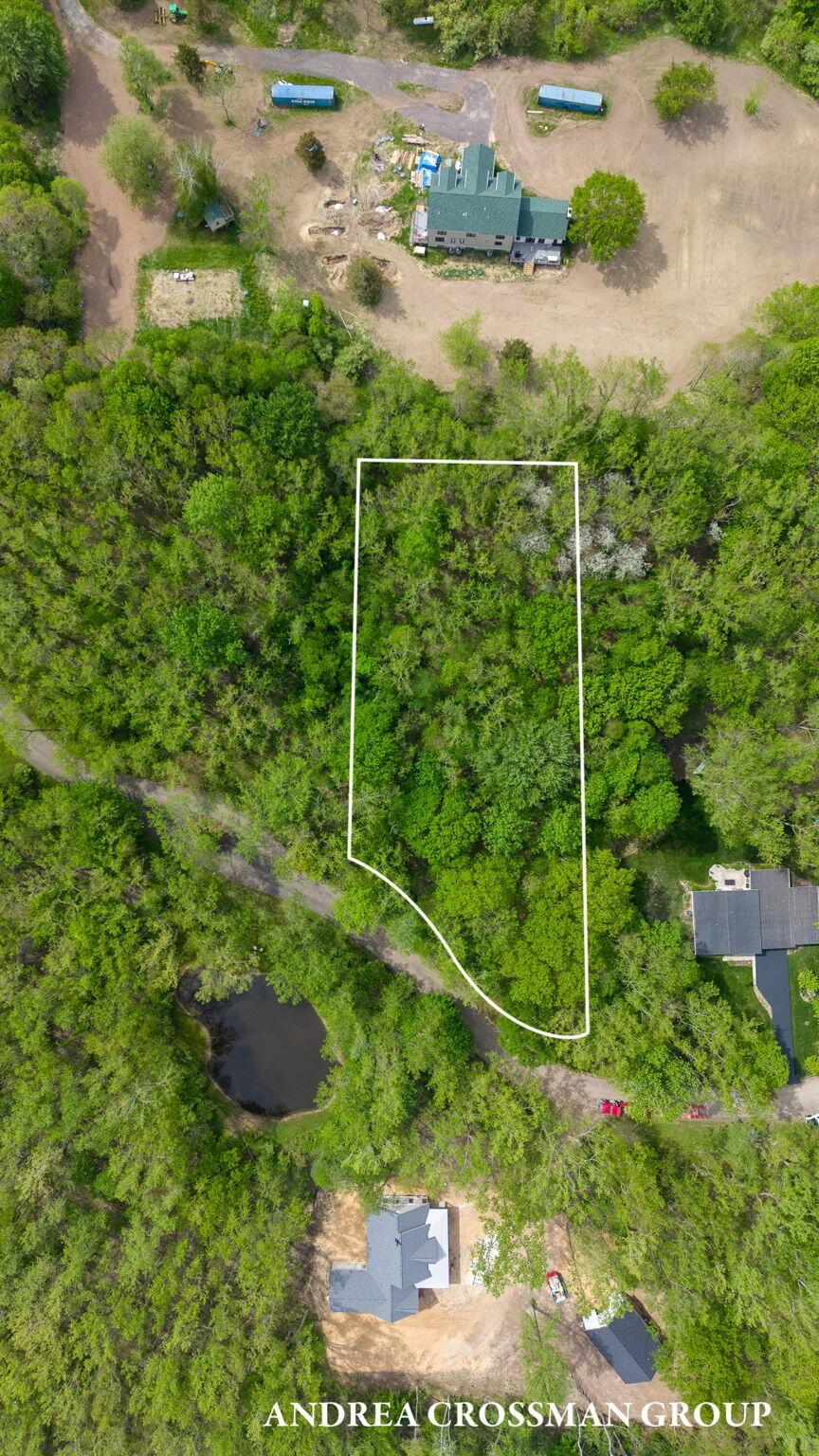 Image 2: 25-web-or-mls-7032-glenn-oaks-dr