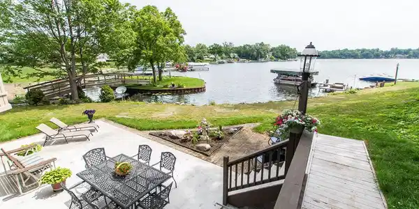 241 Lakeshore Drive