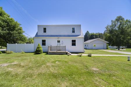 2631 Lakeshore Road
