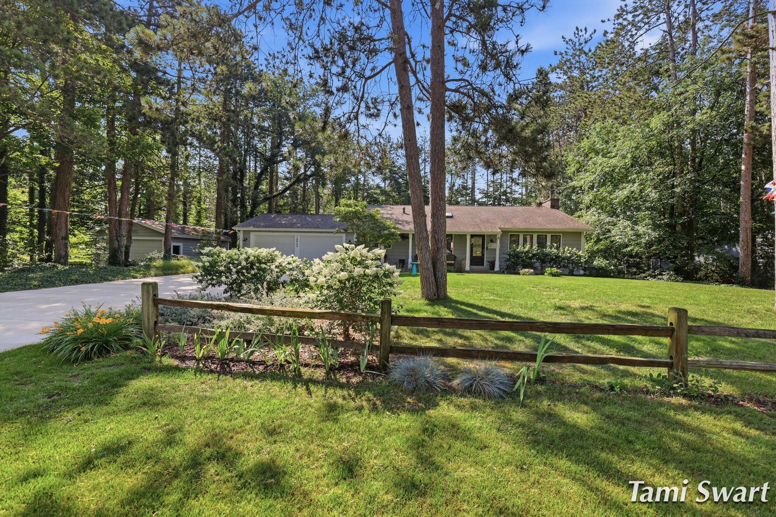 Image 2: 16864 timber dunes dr_005