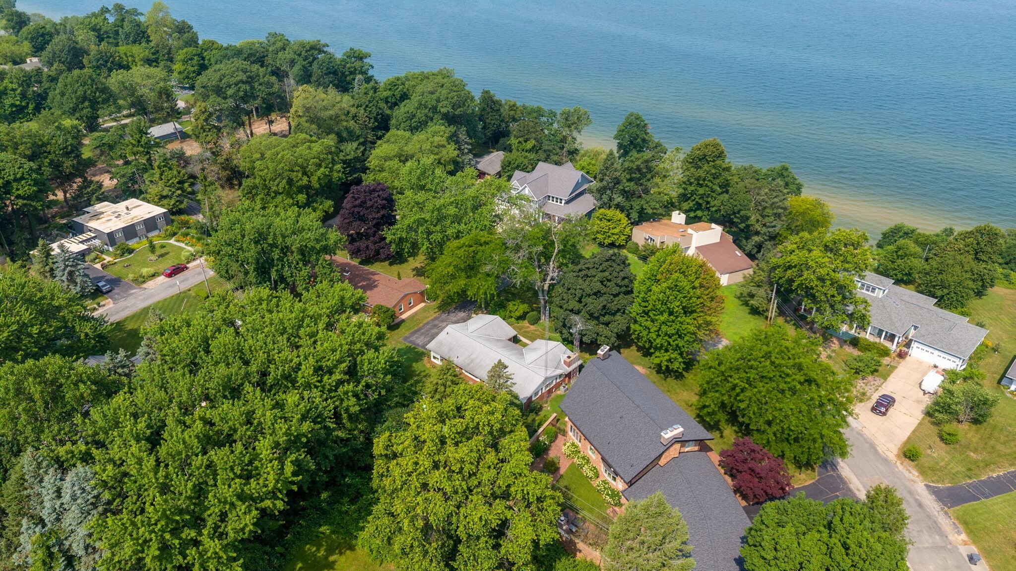 Image 4: 7-web-or-mls-1652-park-dr