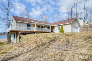 6763 N. Hamlin Shoals Lane