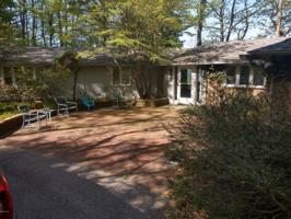2464 Lakeshore Drive