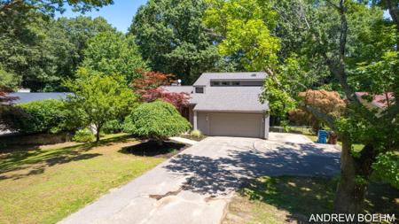 385 S Lakeshore
