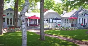 4962 Woodlawn Beach Drive