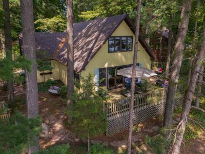 1890 Hemlock Crest Drive