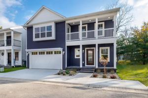 713 Maple Gate Court