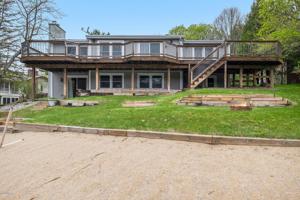 323 Midlakes Boulevard