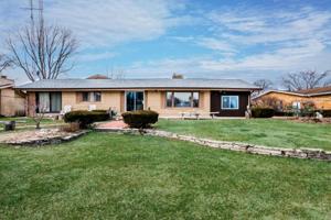6910 Island Court