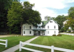 8520 Portage Point Drive