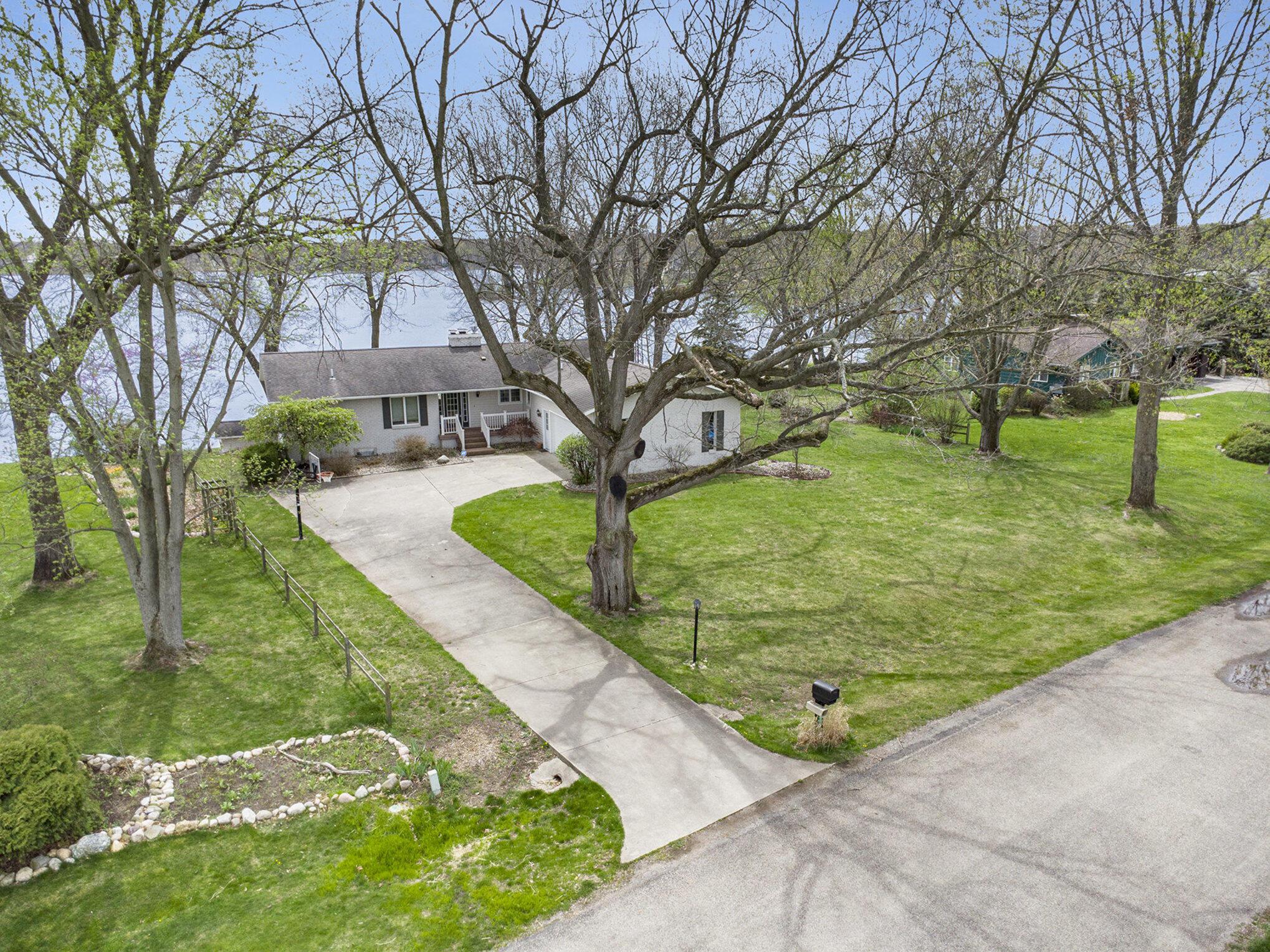 61513 Irongate Drive, Sturgis, MI lhrmls02055258