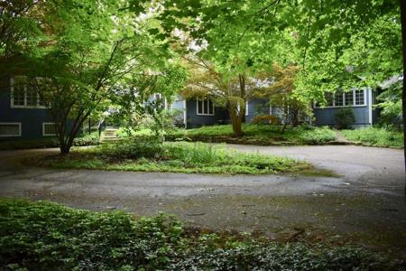 14599 Lakeshore Road