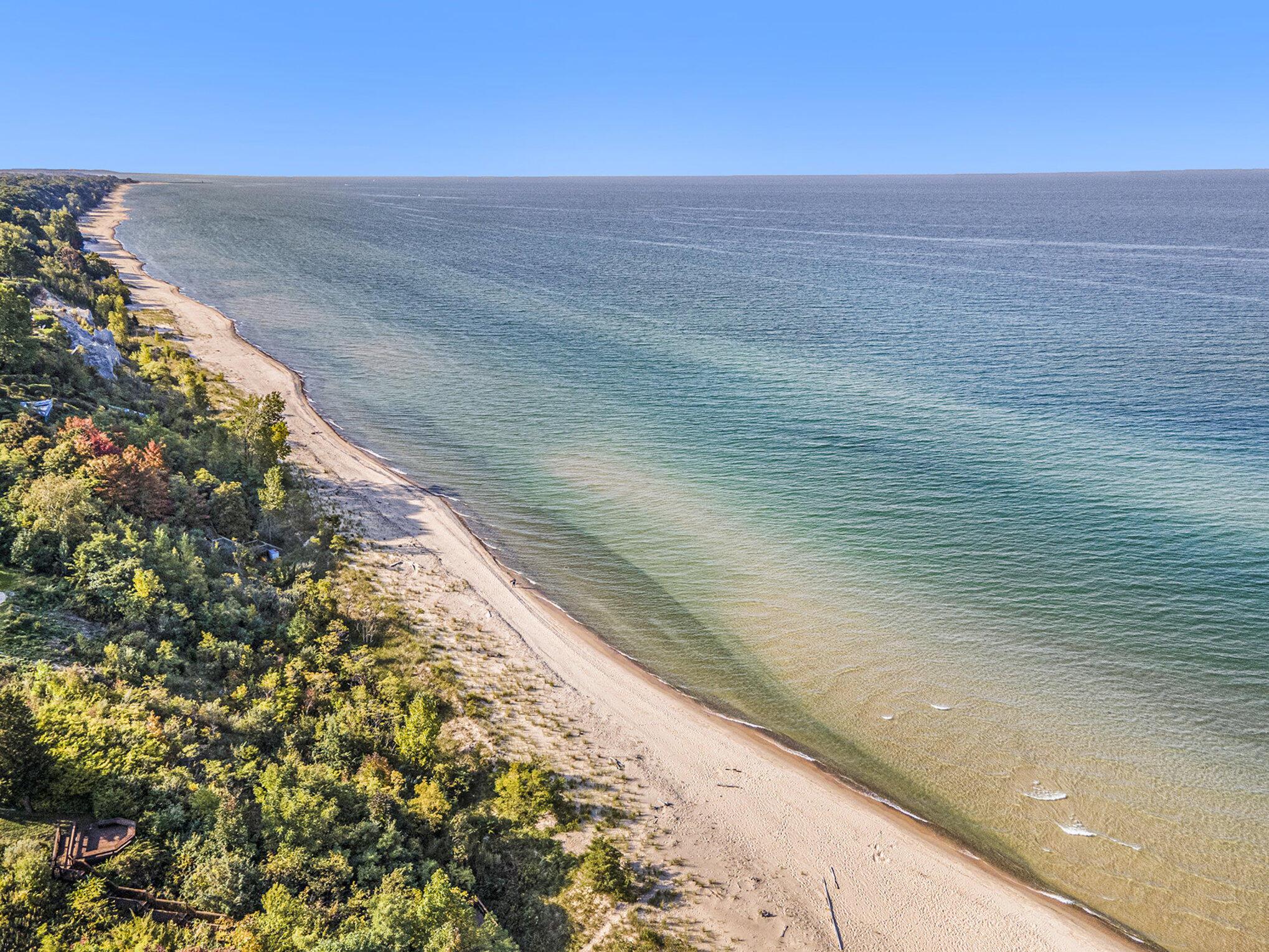 Image 4: 042_file_599