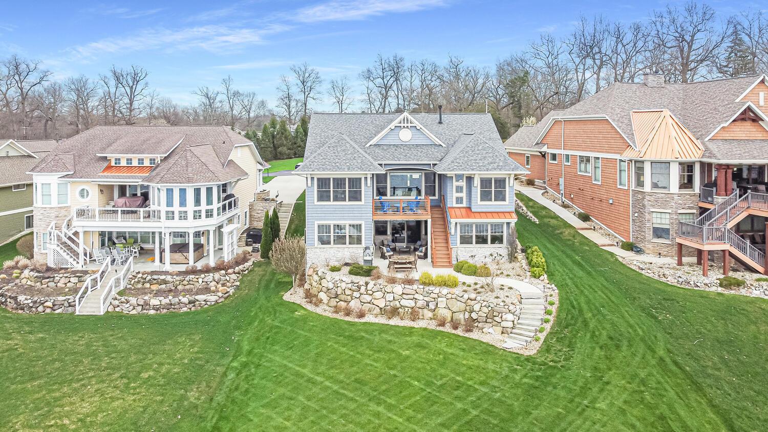 Image 1: 68458 Waterfront Dr-large-001-054-All Sp