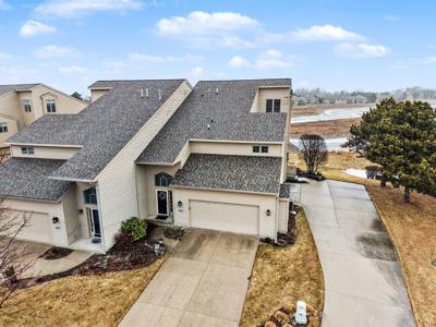 1653 E Harbour Towne Circle