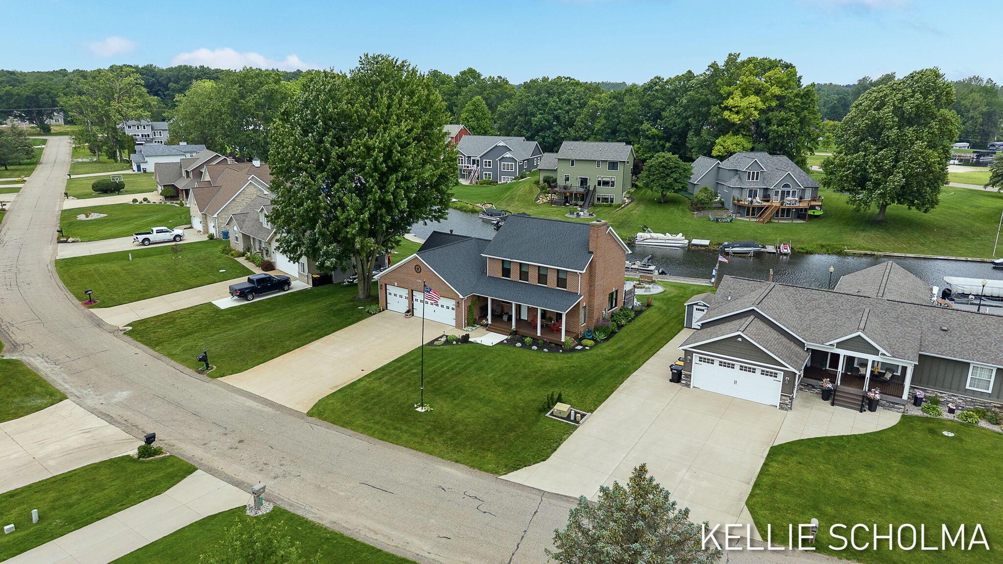 Image 3: 23-web-or-mls-12814-theris-dr
