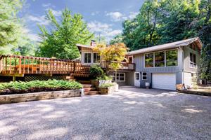9047 Dunewood Drive