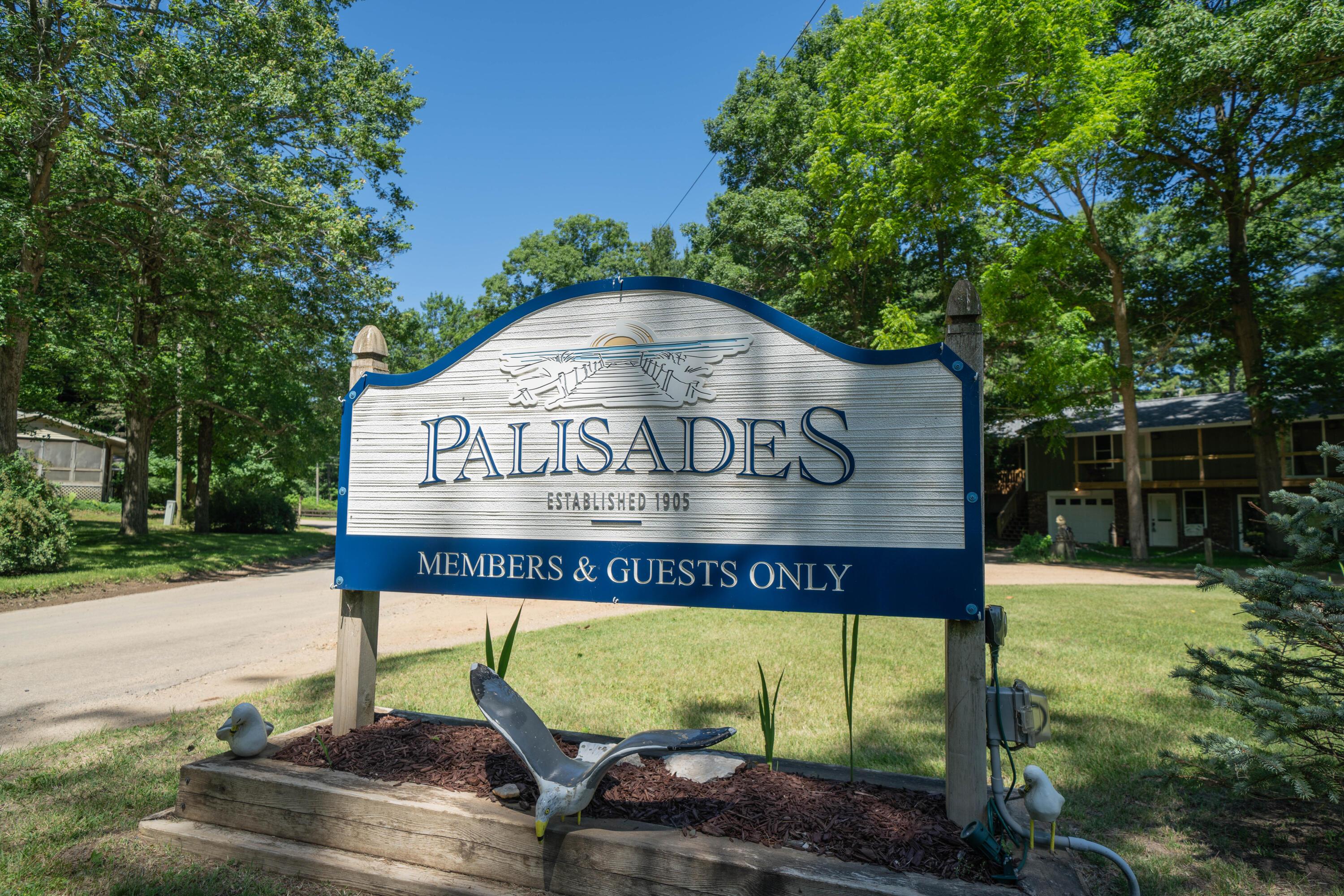 Image 4: Ramblewood_Circle_Palisdades_VL_01