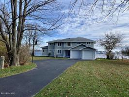 778 S Lakeshore Drive